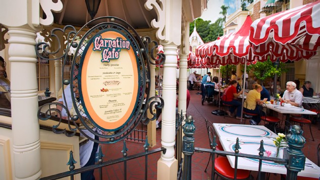 Best Places to Eat at Disneyland // Budget Fairy Tale